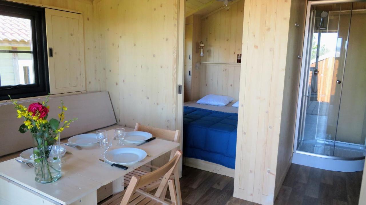 Lodges Du Camping Les 4 Saisons Grane Eksteriør billede